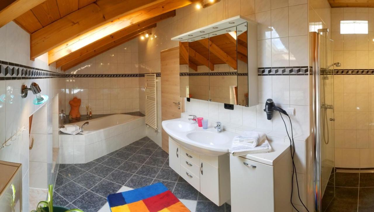 Exclusiv - Ferienwohnung Hinterreiter Ainring Exterior foto